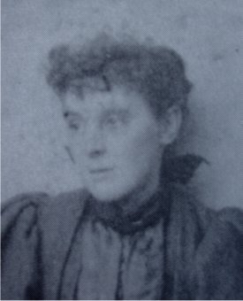 Leo's mother, Jeannie